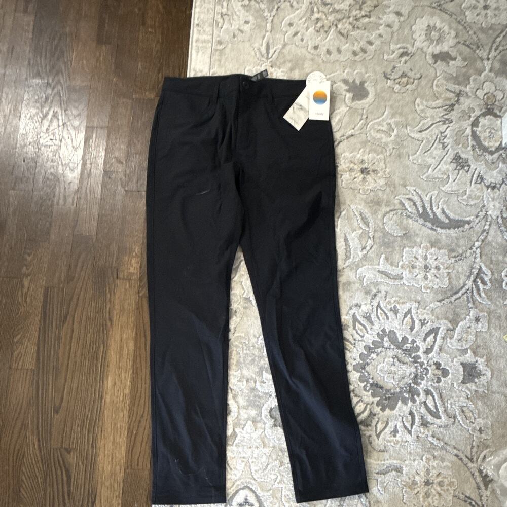Vuori Men’s Black Casual Pants Straight Leg Flat Front Pockets 32 NWT